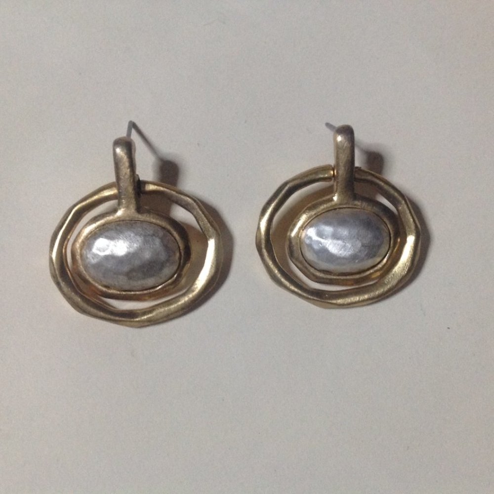 Retro Chico’s Mixed Metals Oval Drop Pierced Earrings